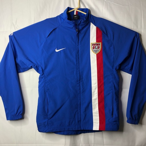 nike dri fit jacket india